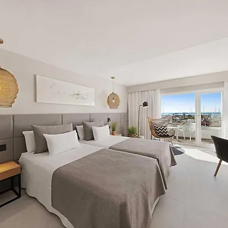 Almudaina Hotel 4*